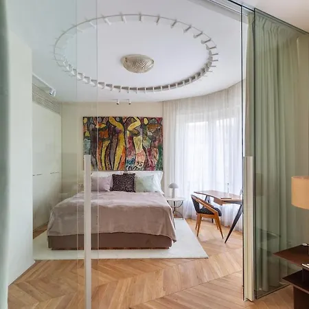Benucci Private Balcony Apartment