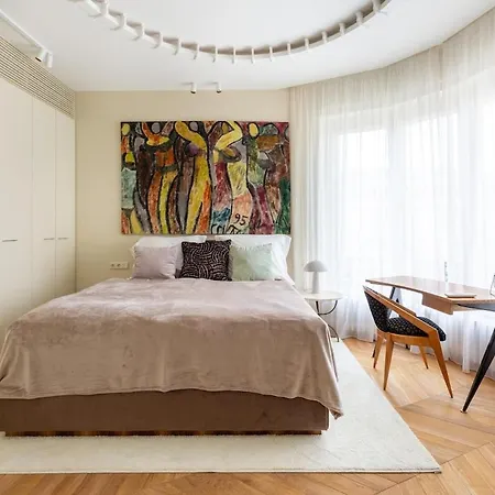Apartment Benucci Private Balcony